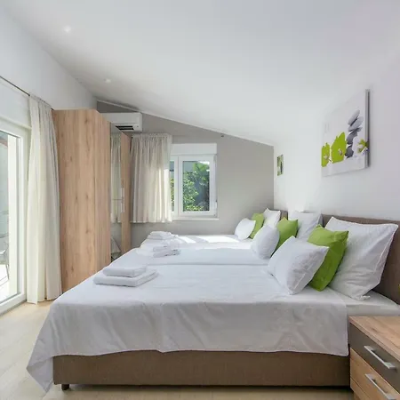 Ana 1863 Casa de Férias