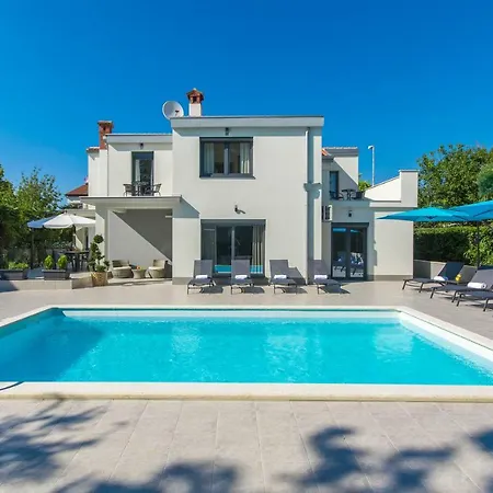 Ana 1863 Ferienhaus *