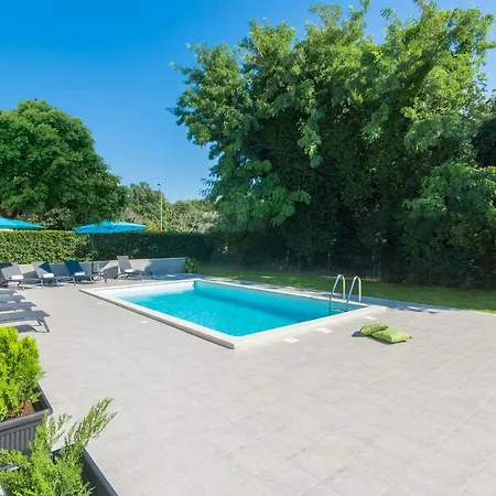 Ana 1863 Ferienhaus Poreč