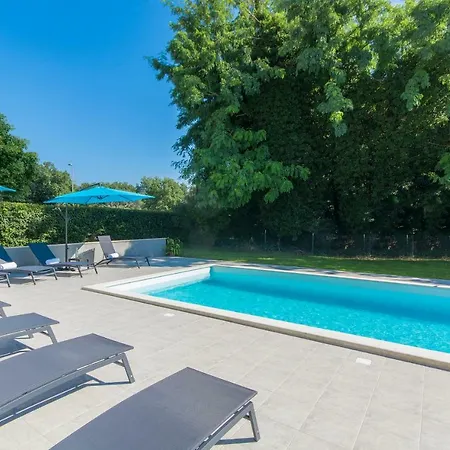 Ana 1863 Casa de Férias Poreč