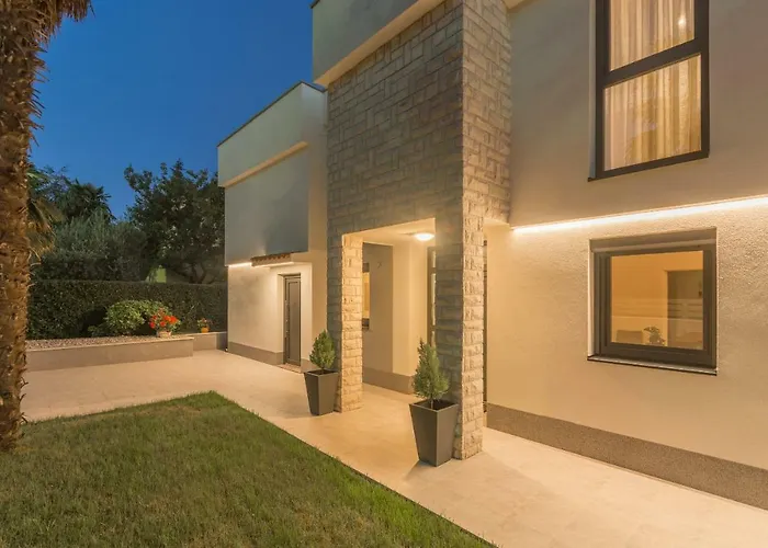 Ana 1863 Πόρετς